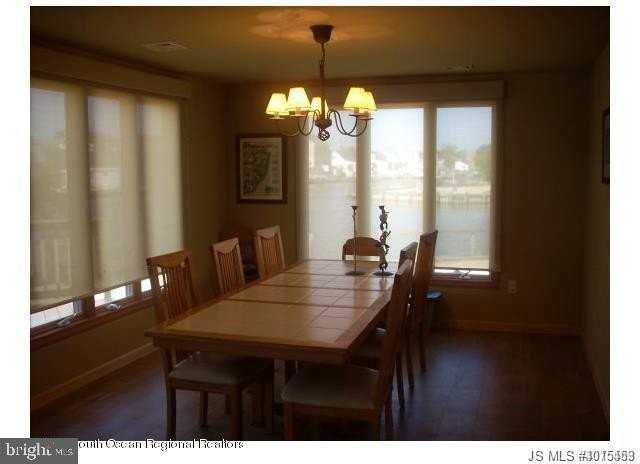 29 Julia Dr - Photo 7 of 11