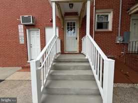 196 N Broadway Unit 4 #4 - Photo 1 of 1