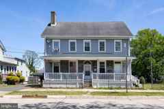 330 E Broadway ## 332 - Photo 1 of 1