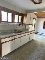 featured image of 12 Delaware Ave