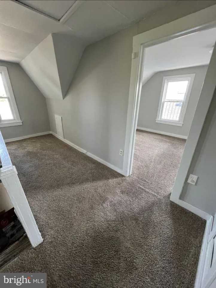 81 S Broadway - Photo 6 of 8