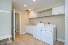 558 Brownsville Rd - Photo 1 of 1