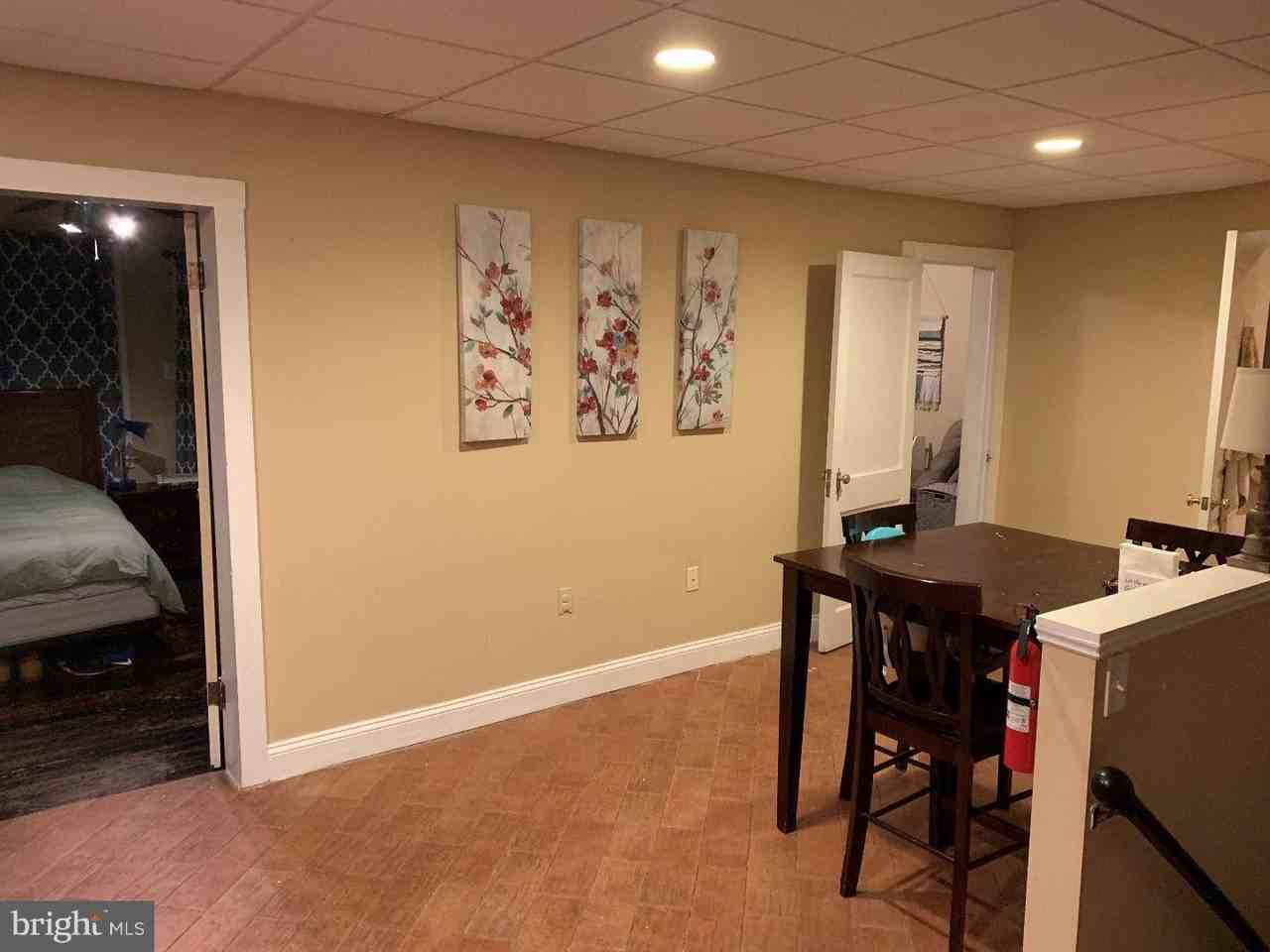 555 Chestnut Street - Photo 6 of 11