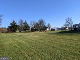264 N End Rd - Photo 1 of 1