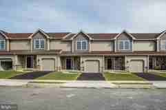 515 Elm St - Photo 1 of 1