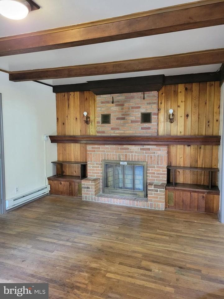 40 Star Road - Photo 4 of 20