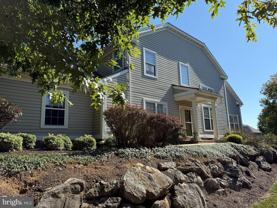 403 Oak Hill Ln - Photo 1 of 1