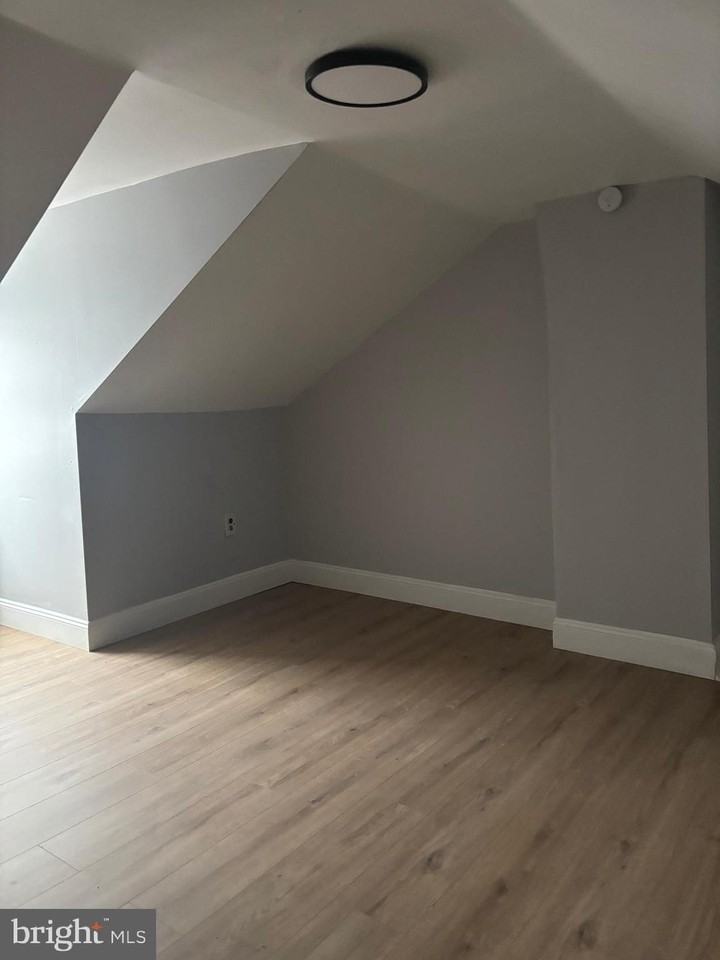 1724 Cotton St - Photo 6 of 15