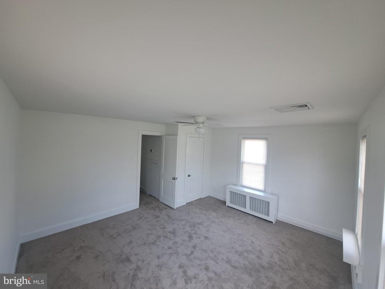 129 Bellevue Ave - Photo 3 of 9