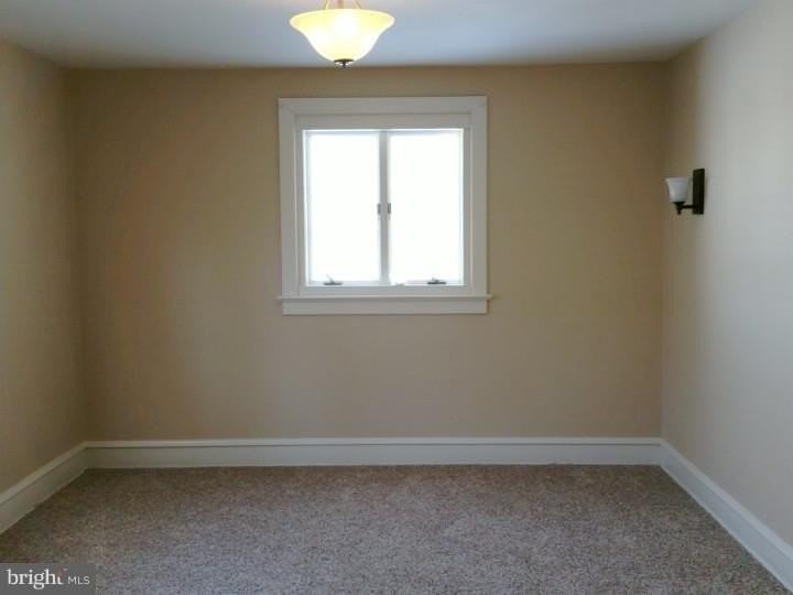 329 North Main Street - Photo 3 of 17