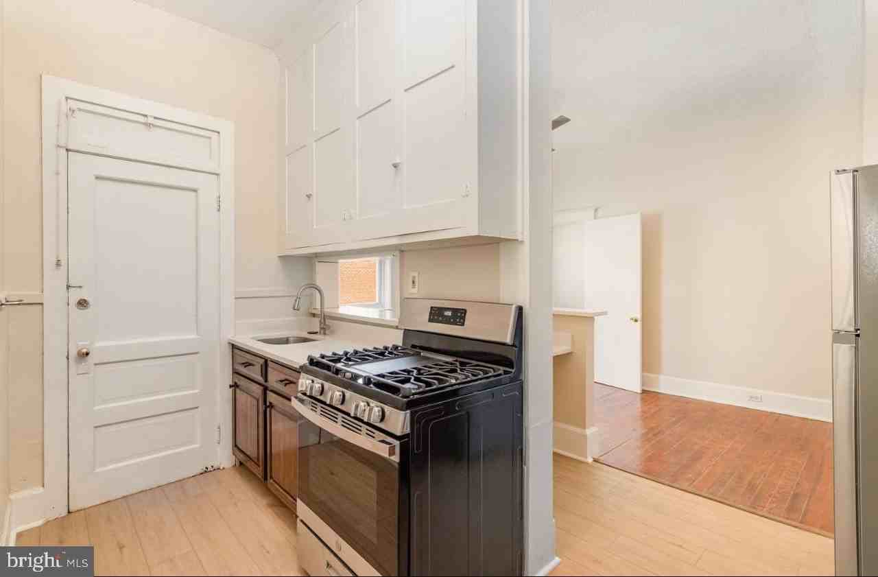 32 West High Street #301 - Photo 3 of 11