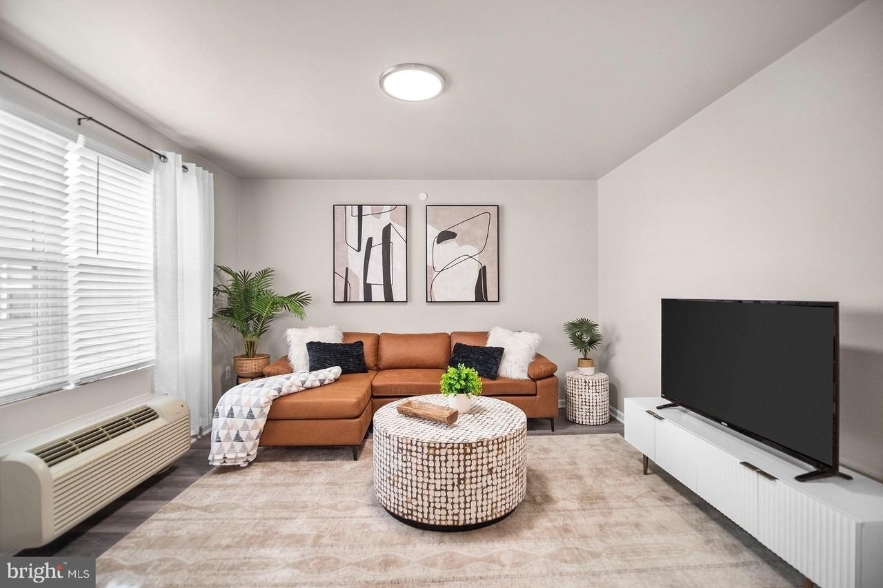 20000 Cub Cir - Photo 2 of 24