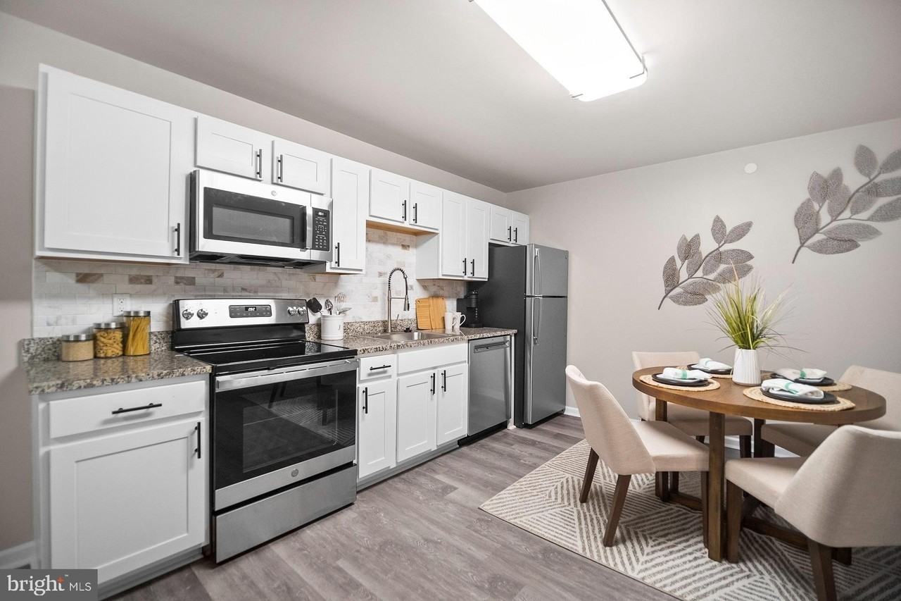 20000 Cub Cir - Photo 3 of 24