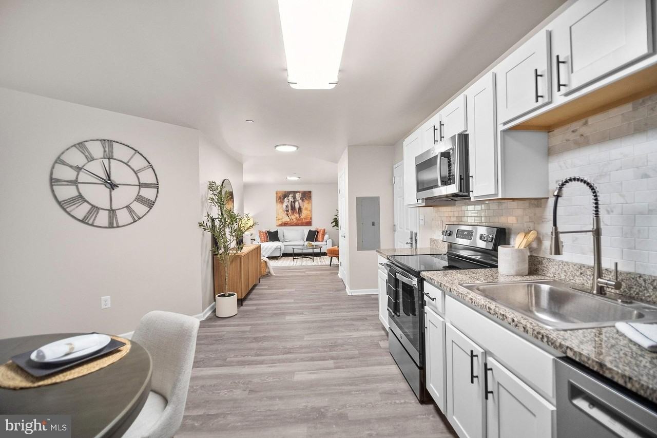 Cub Cir - Photo 6 of 28