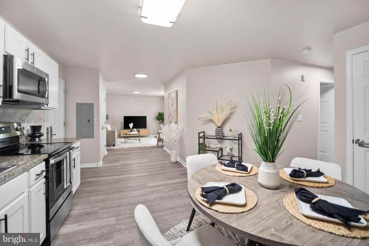 13000 Cub Cir - Photo 5 of 26