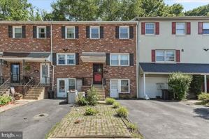 featured image of 529 W Marshall St