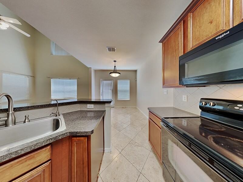 3312 Belladonna Dr - Photo 5 of 18