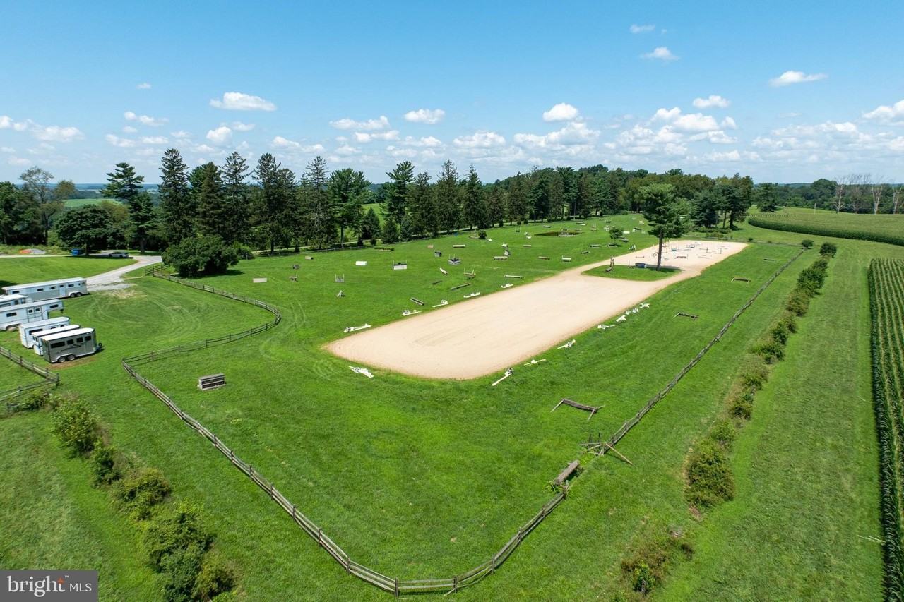 1560 W Doe Run Rd - Photo 6 of 50