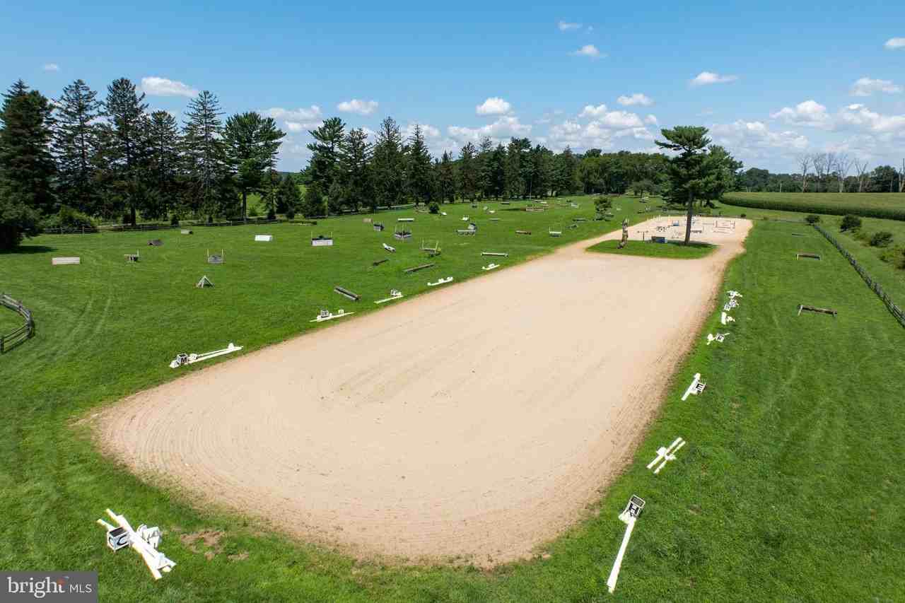 1560 W Doe Run Rd - Photo 7 of 50