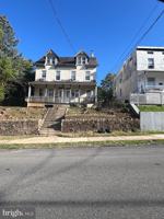 featured image of 310 New St Unit 1 #1