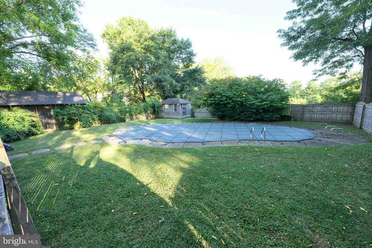 235 Blue Rock Rd - Photo 2 of 50