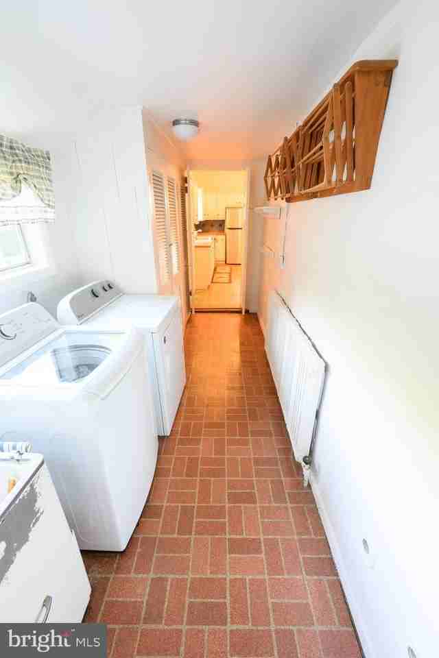 235 Blue Rock Rd - Photo 5 of 50