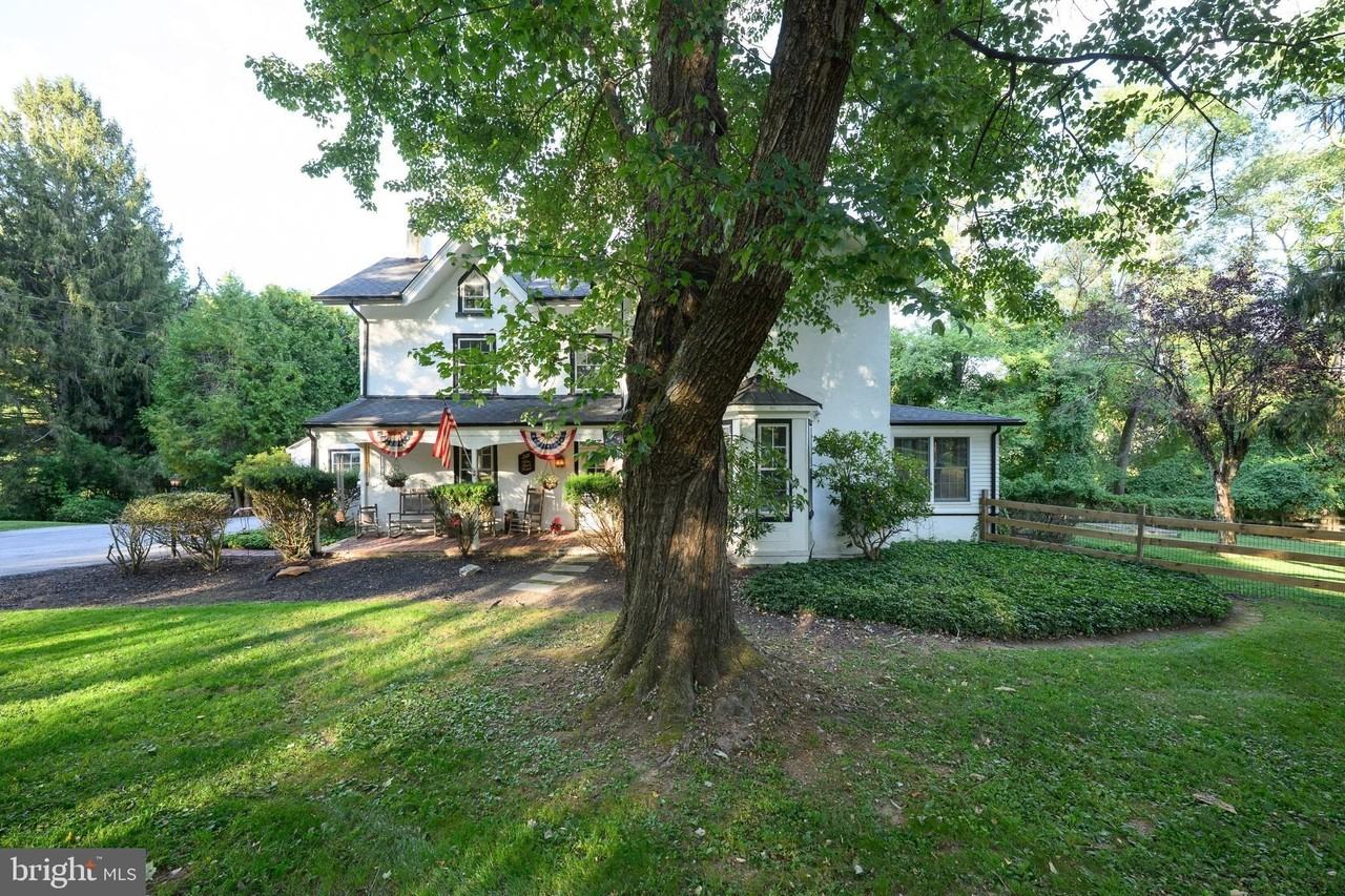 235 Blue Rock Rd - Photo 4 of 50