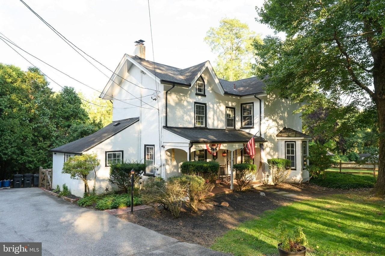 235 Blue Rock Rd - Photo 2 of 50