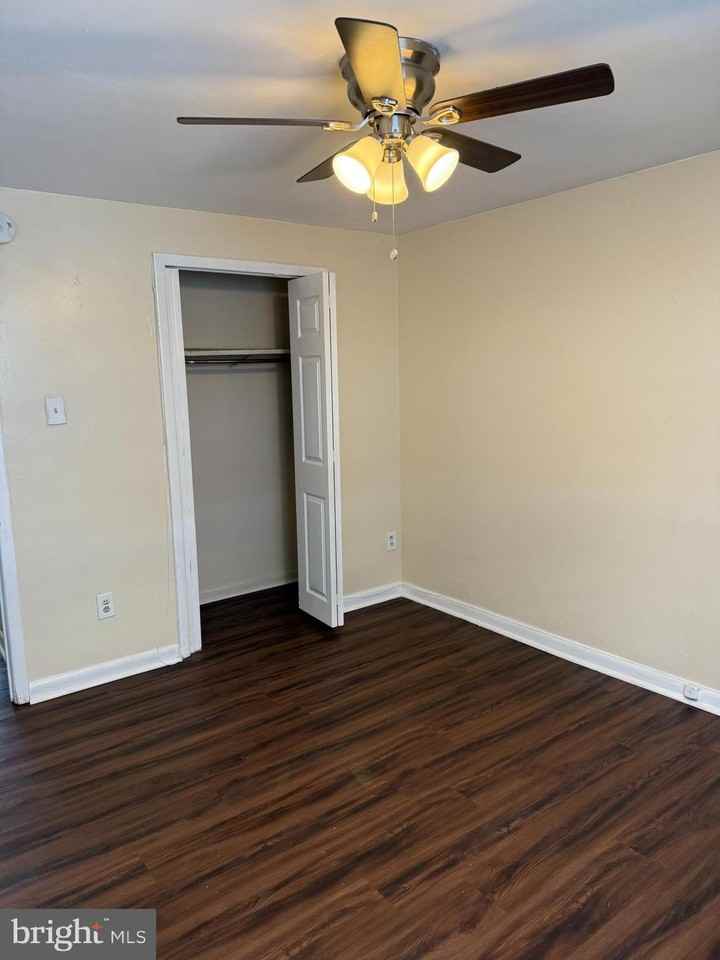 7122 Clinton Road - Photo 7 of 12