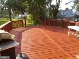 featured image of 216 W Chester Pike