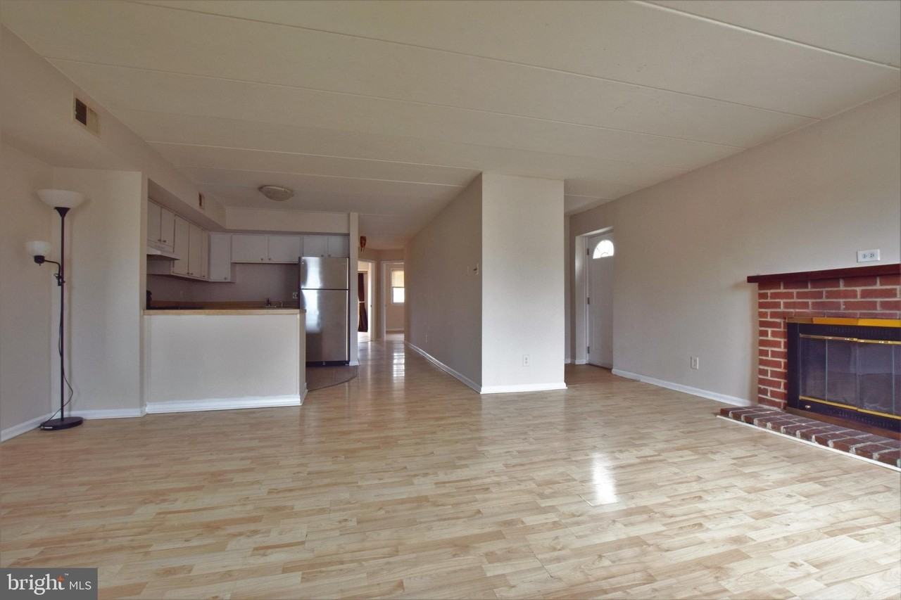 216 W Chester Pike - Photo 6 of 50