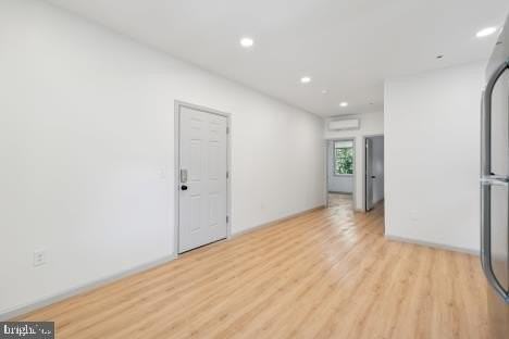 9 W Hinckley Ave Unit 3 #3 - Photo 4 of 25