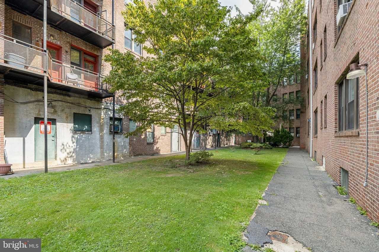 7250 Chestnut St Unit E-101 #E101 - Photo 4 of 18