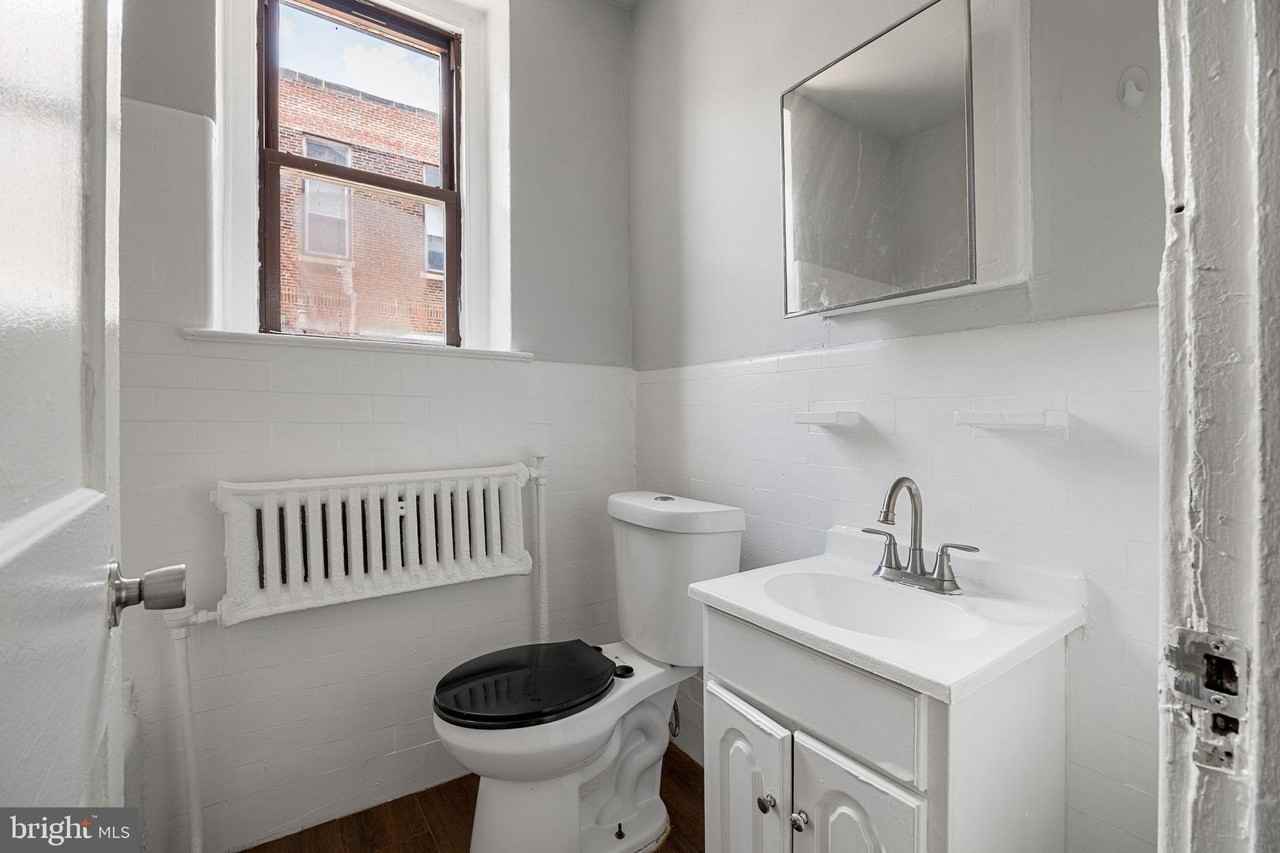 Garrett Rd #F101 - Photo 5 of 22