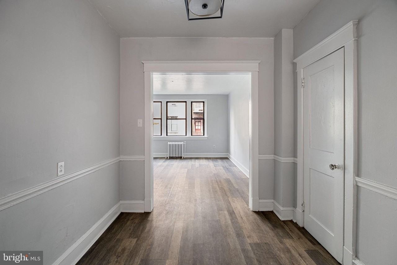 Garrett Rd #E201 - Photo 5 of 19