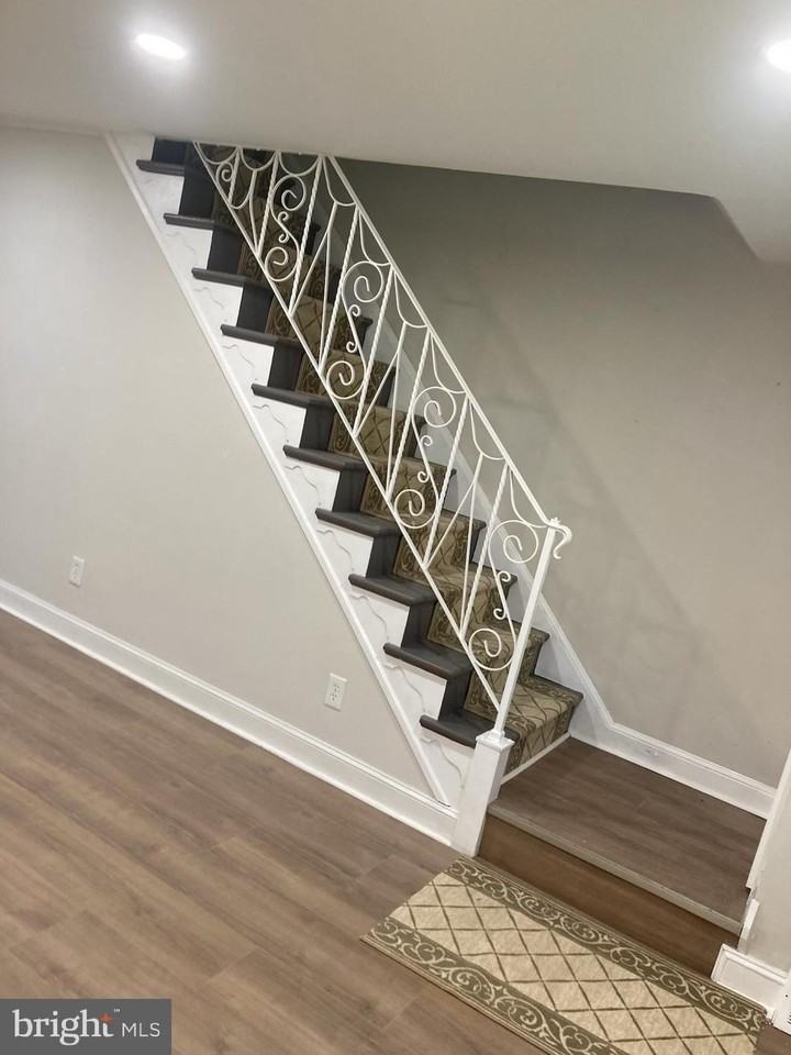 5240 Fairhaven Rd - Photo 4 of 14