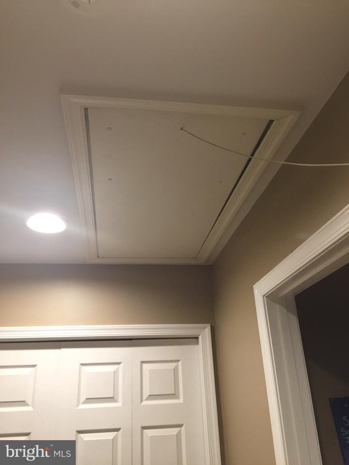 3650 Rolling Hills Drive - Photo 3 of 20