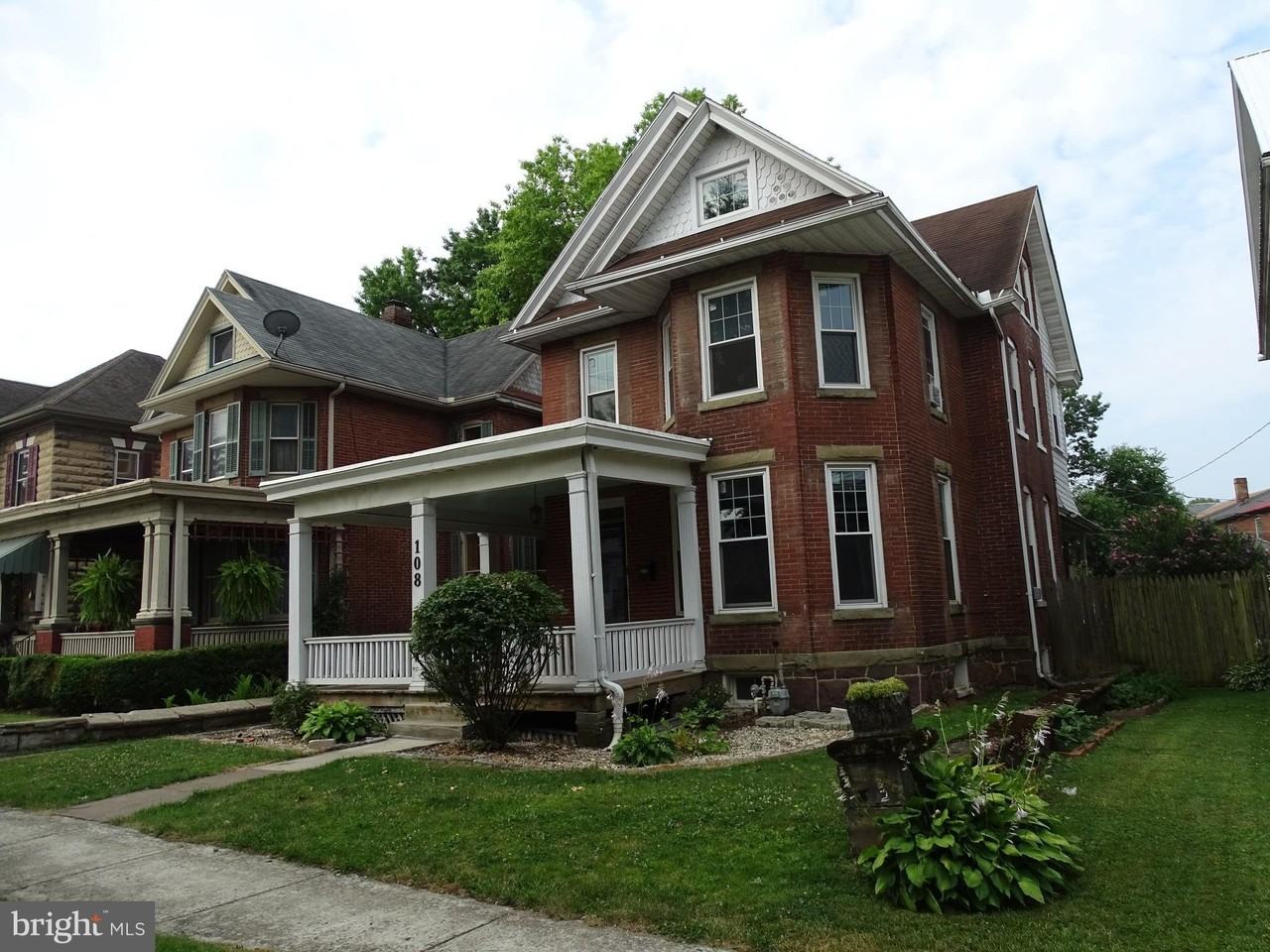 108 Commerce Street - Photo 2 of 23