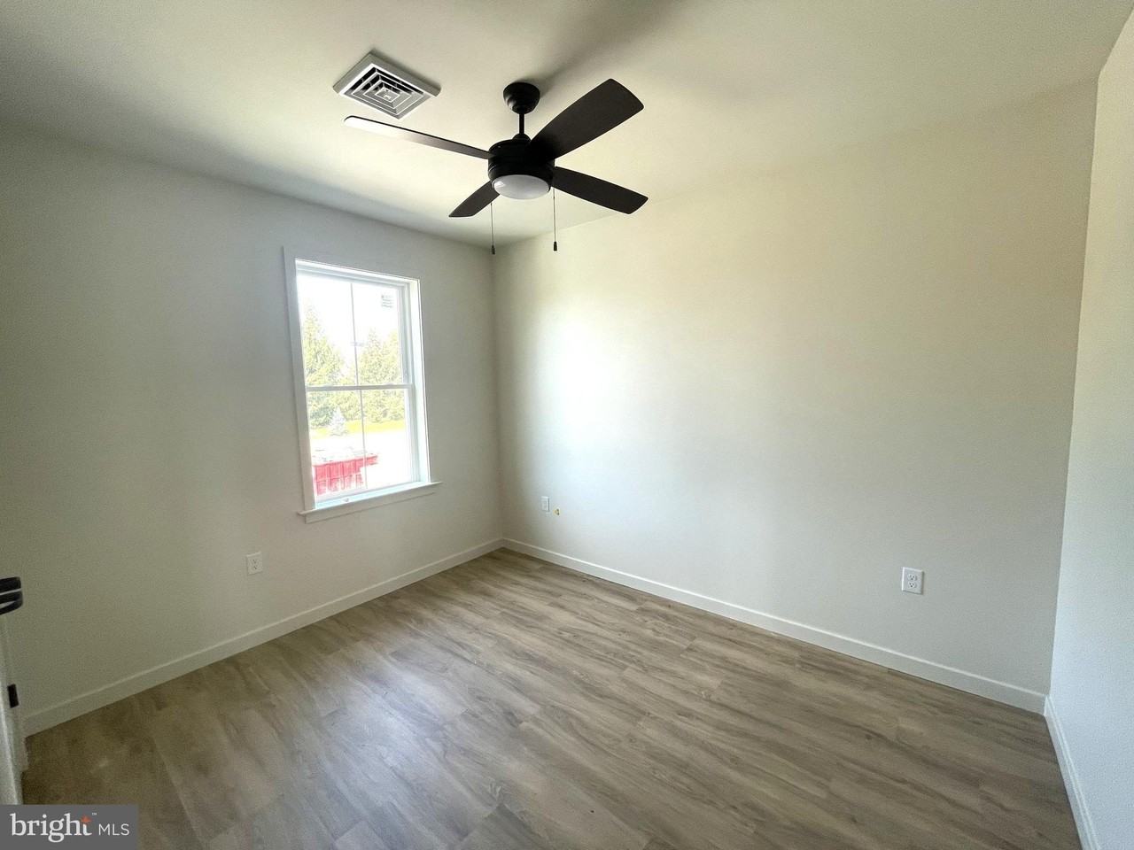 15 Kennedy Street - Photo 5 of 17