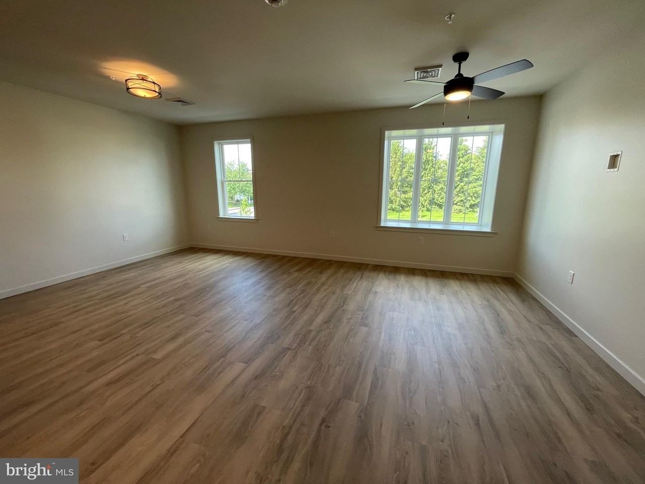 13 Kennedy St - Photo 7 of 12