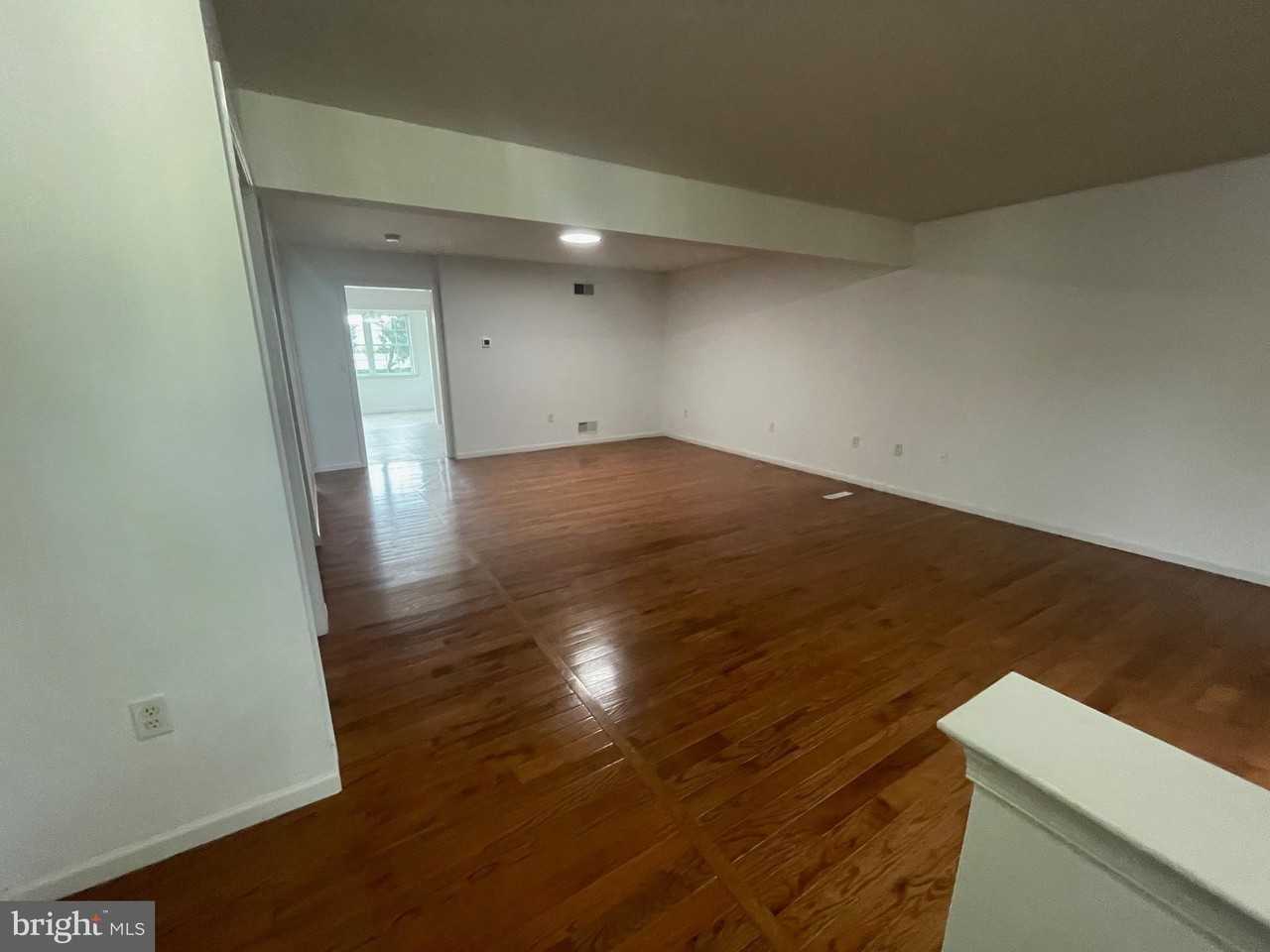 115 Springbrook Court - Photo 3 of 20