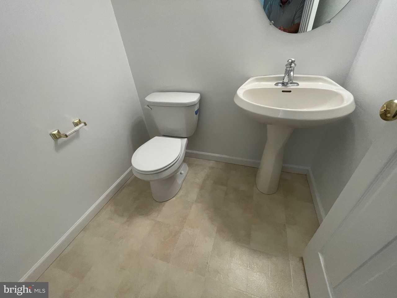 115 Springbrook Court - Photo 4 of 20