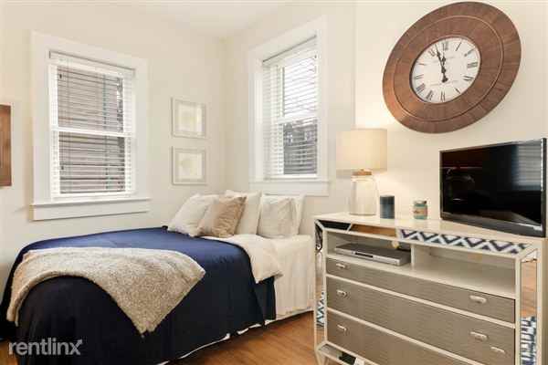 19th St NW & S St NW - Photo 2 of 16