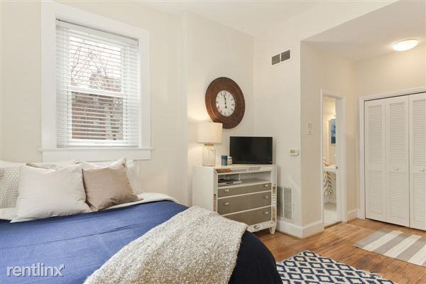 19th St NW & S St NW - Photo 3 of 16