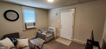 featured image of 1310 Easton Rd