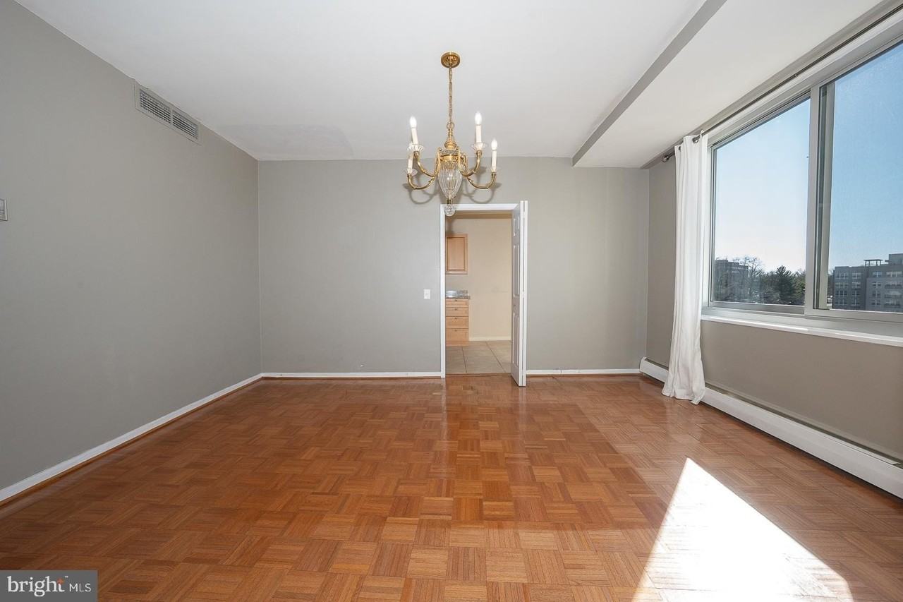 191 Presidential Blvd Unit R822 #R822 - Photo 7 of 50