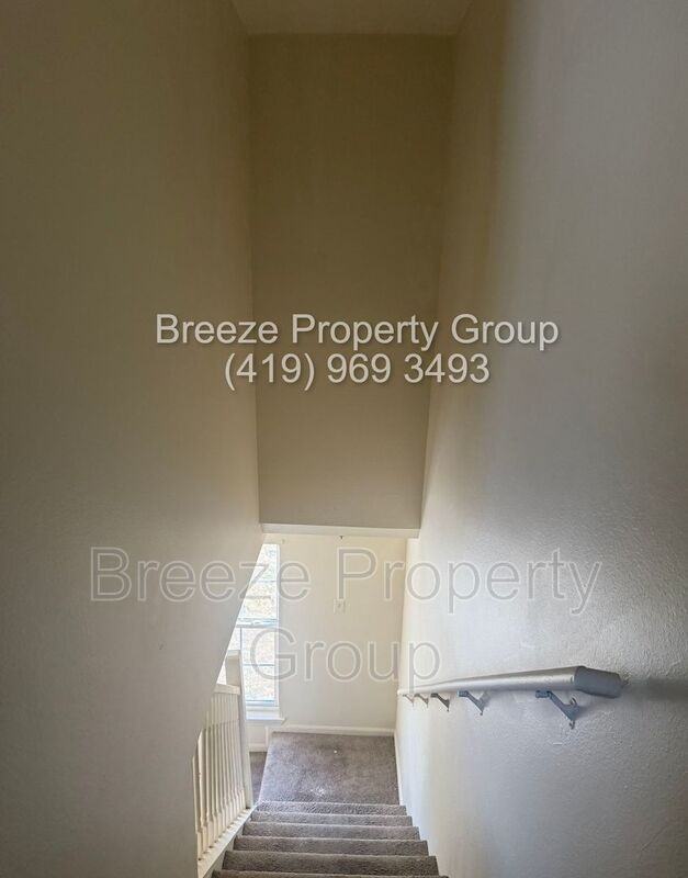 535 Hope St - Photo 3 of 10