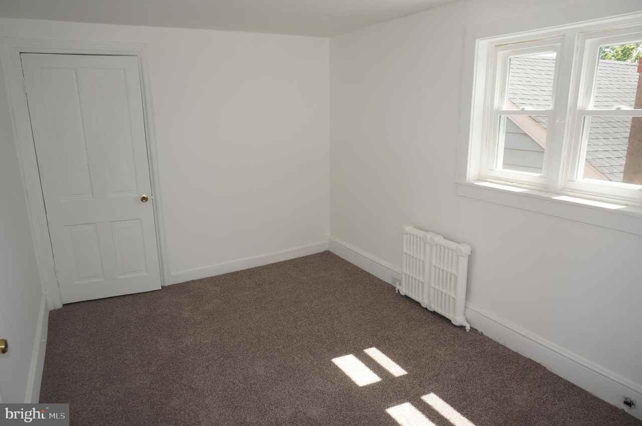 727 Haws Ave Unit 2 #2 - Photo 5 of 12