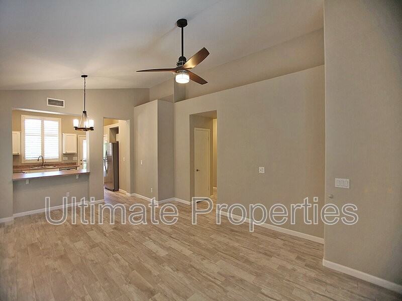 3926 W Hackamore Dr - Photo 3 of 16