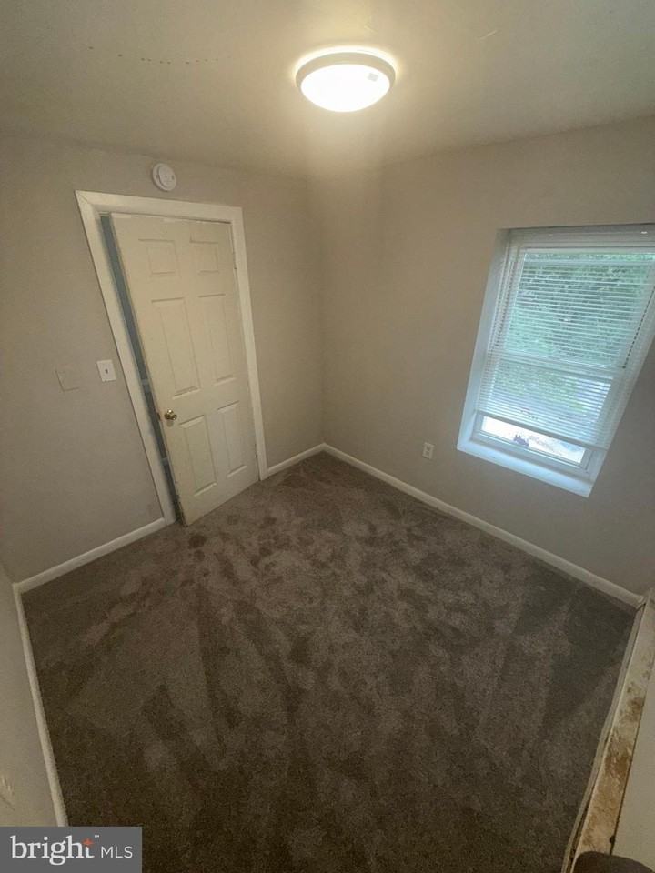 663 Kohn St Unit 2 #2 - Photo 7 of 23